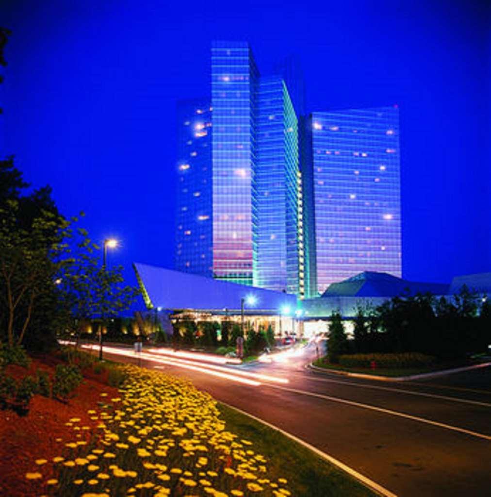 Отель Mohegan Sun Анкасвилл Экстерьер фото