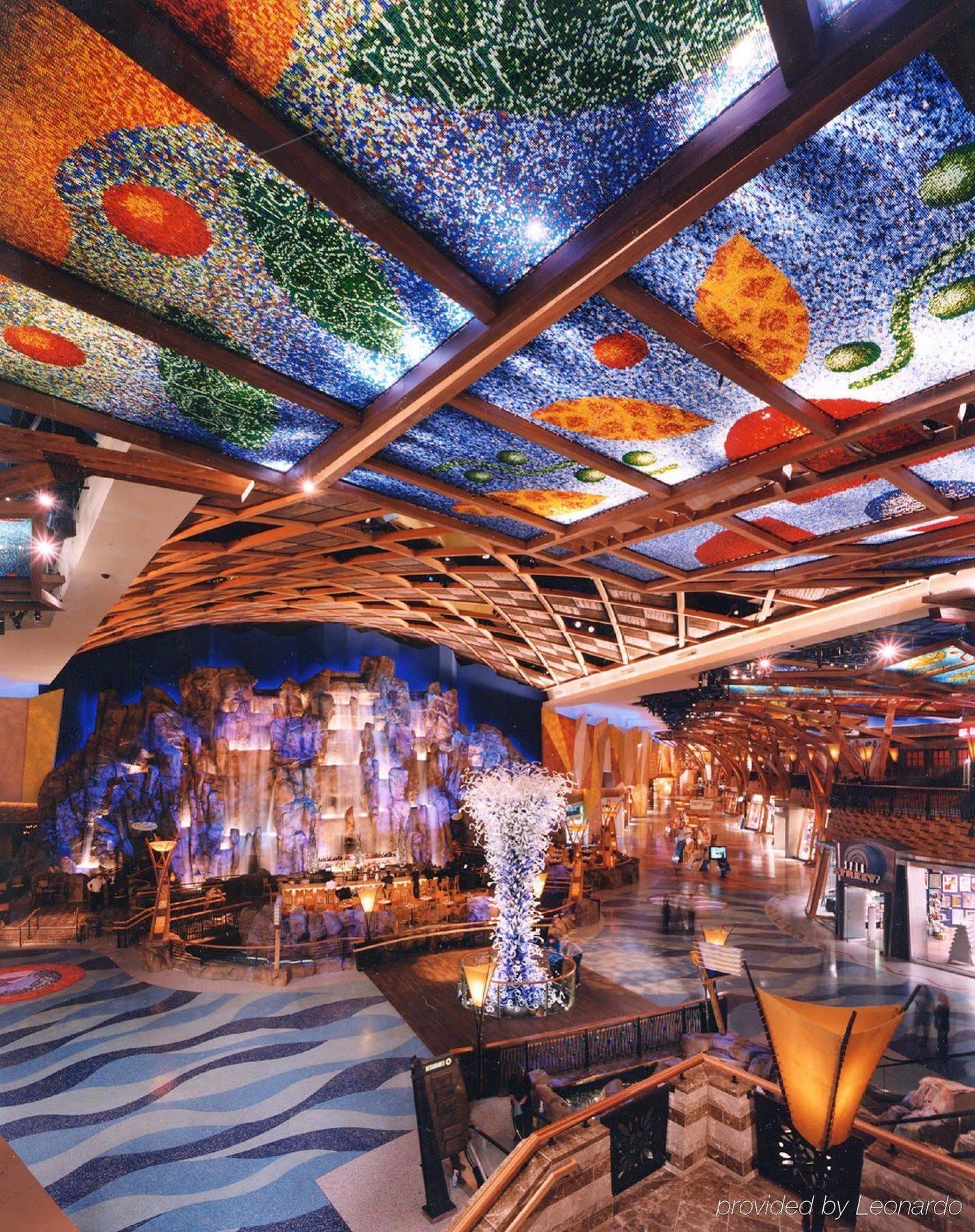 Отель Mohegan Sun Анкасвилл Экстерьер фото